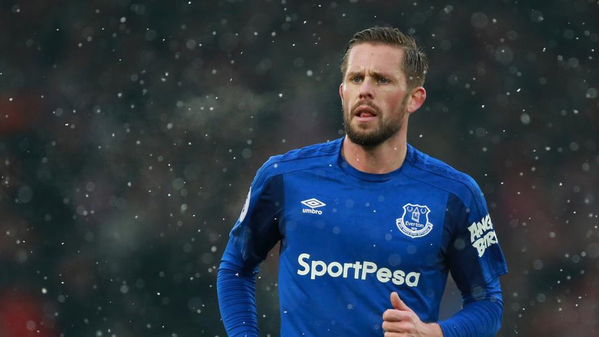 足球青少年联赛火热